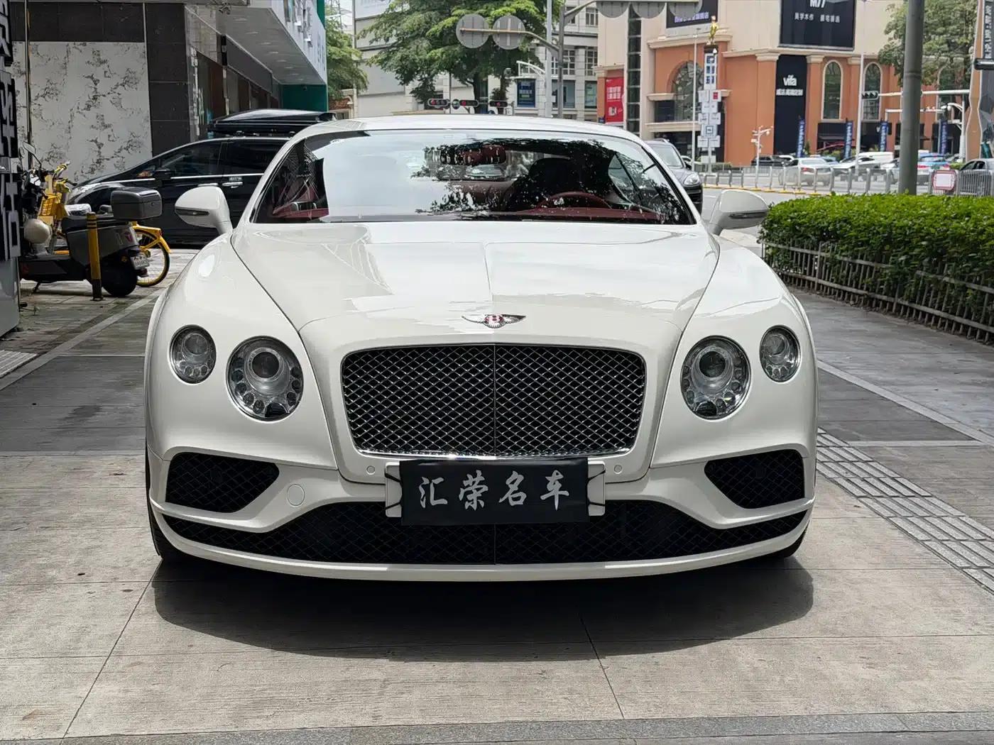2017 Continental 4.0T GT V8 Standard Edition — миниатюра 2