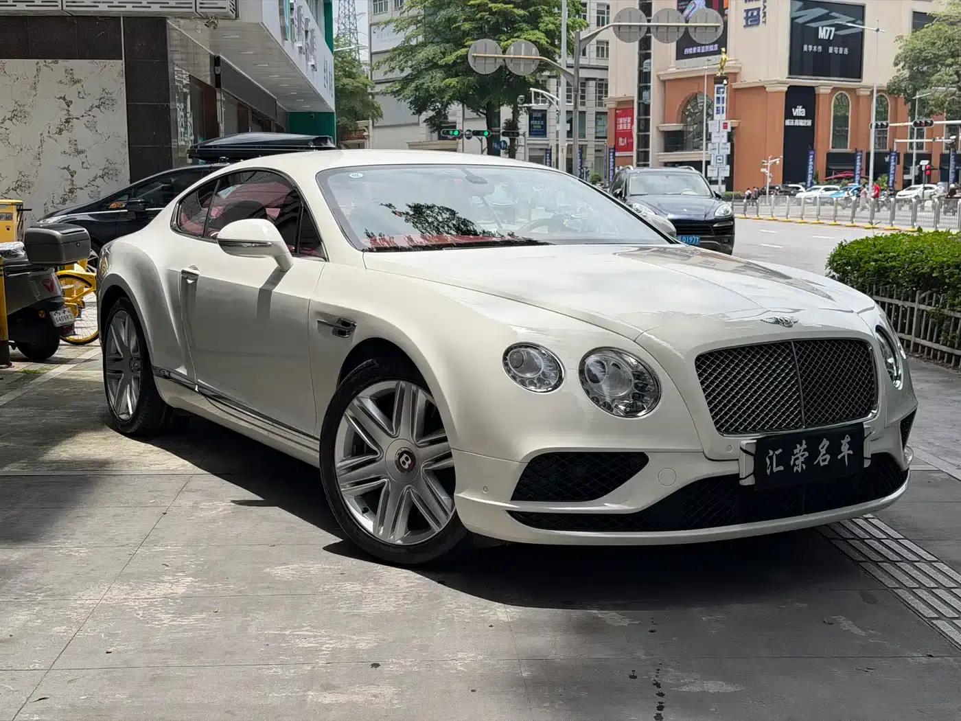 2017 Continental 4.0T GT V8 Standard Edition — миниатюра 3