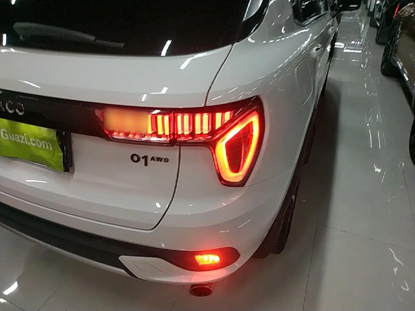 Used Lynk & Co 01 2017 2.0T Four-Wheel Drive Pro Edition — миниатюра 9