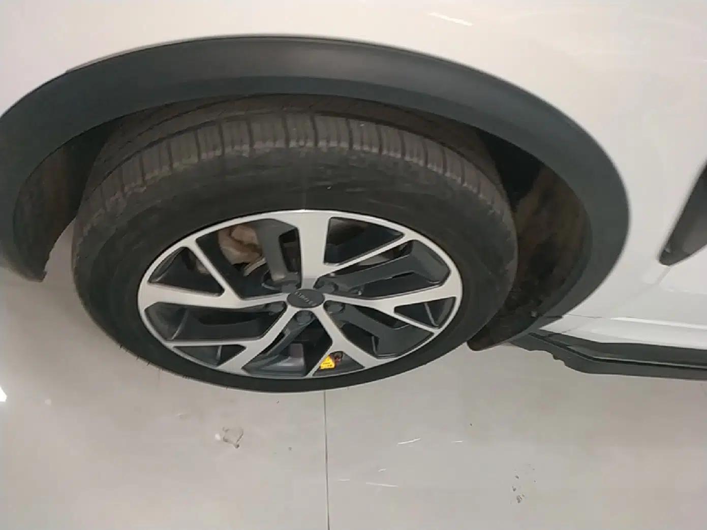 Used Lynk & Co 01 2017 2.0T Four-Wheel Drive Pro Edition — миниатюра 10