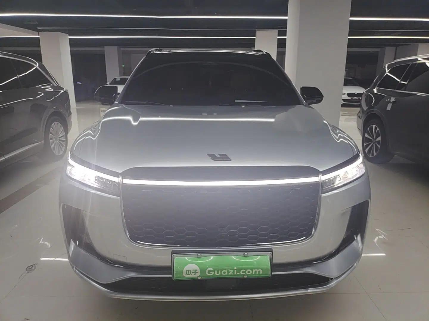 Used Li Auto ONE 2021 Extended-Range 6-Seater Version — миниатюра 2