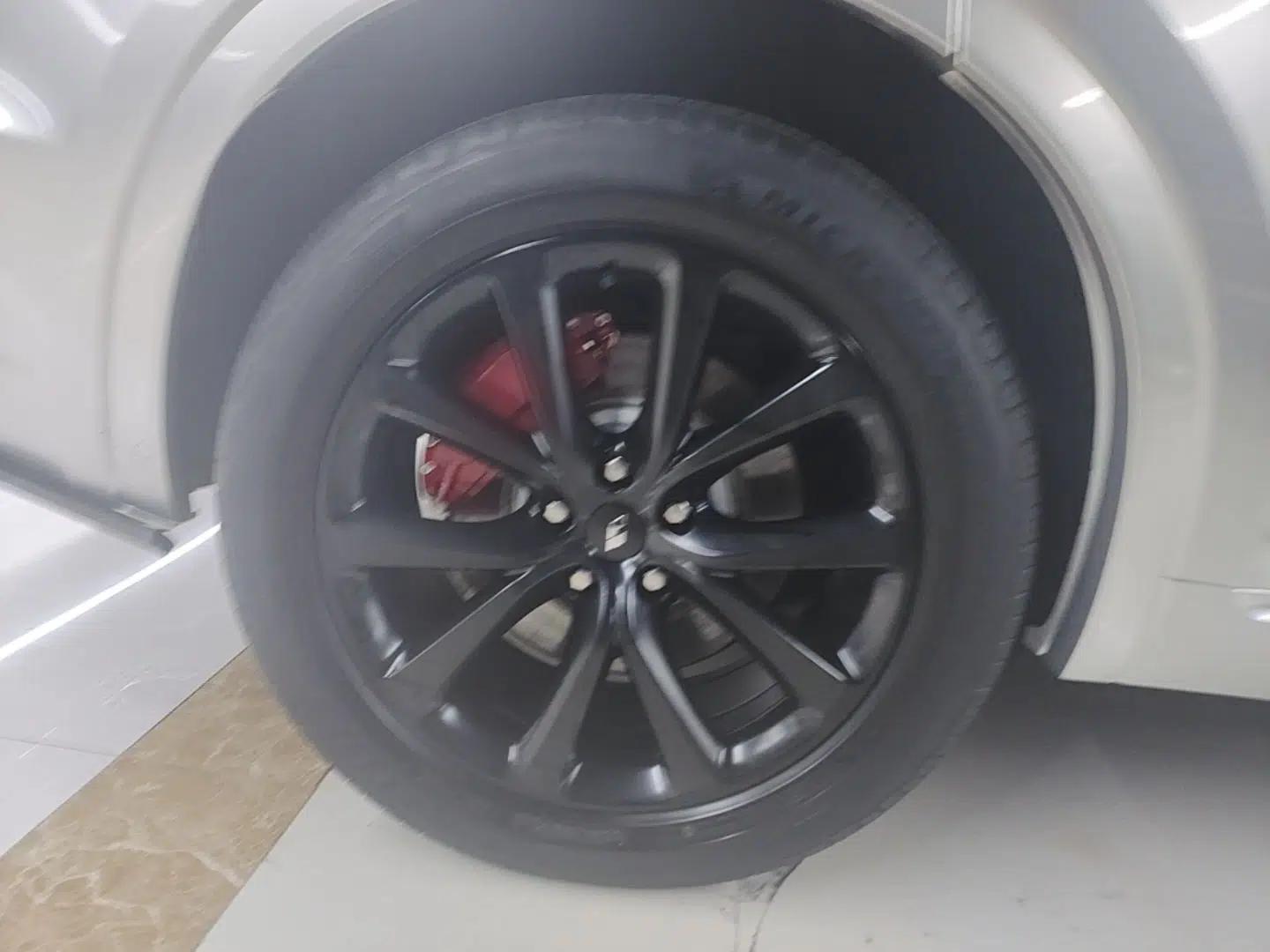 Used Li Auto ONE 2021 Extended-Range 6-Seater Version — миниатюра 11