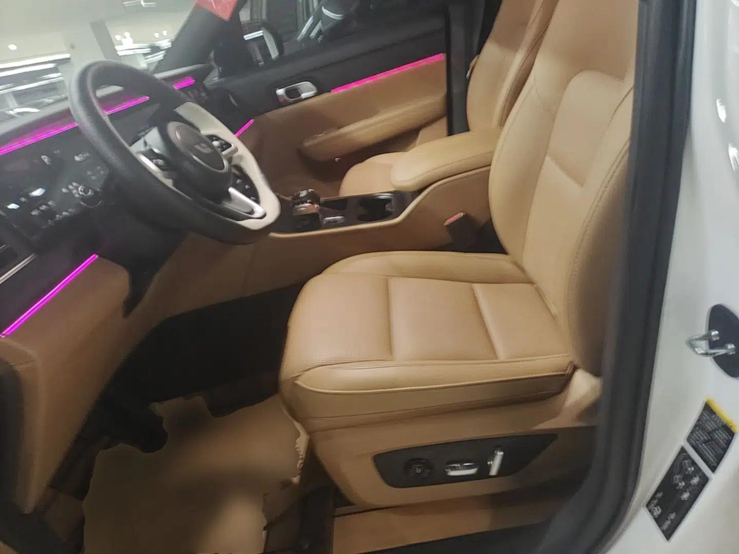 Used Li Auto ONE 2021 Extended-Range 6-Seater Version — миниатюра 17