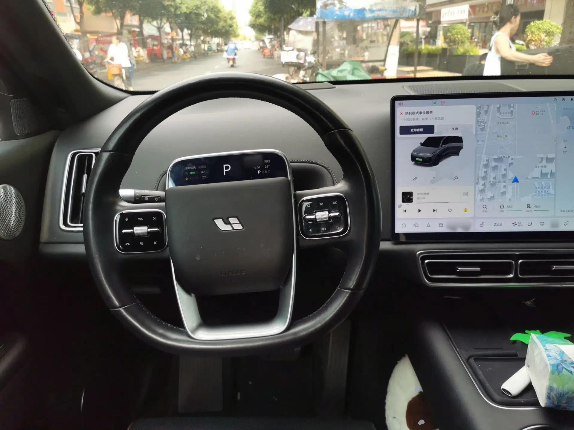 Used Li Auto L9 2024 Pro Model — миниатюра 10