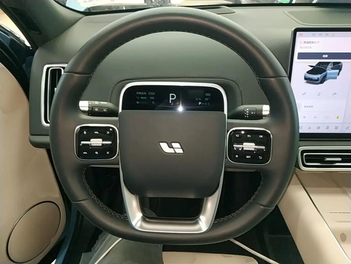 Used Li Auto L8 2025 Ultra Smart Refreshed Edition — миниатюра 18
