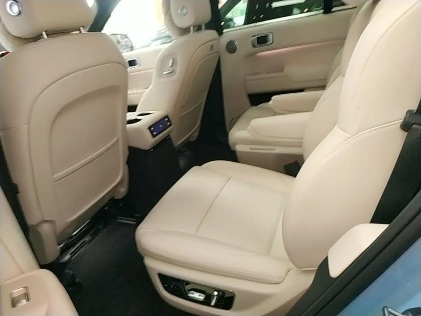 Used Li Auto L8 2025 Ultra Smart Refreshed Edition — миниатюра 25