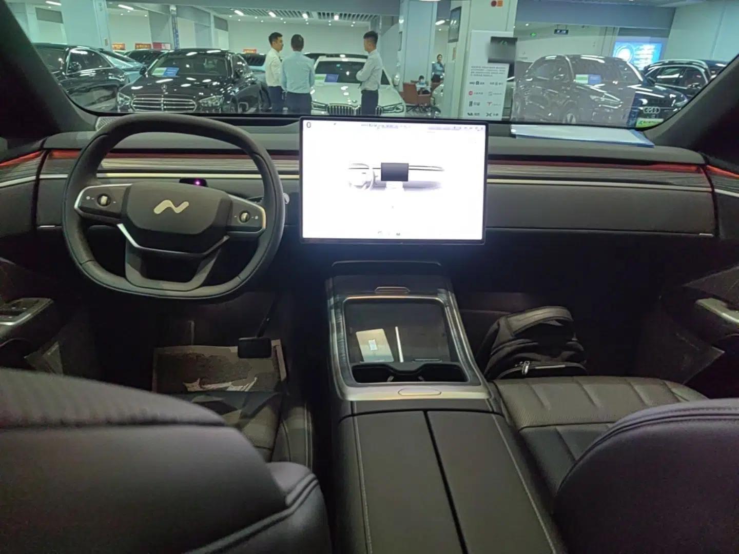 Used ONVO Luxeed L90 2025 Model—Pro Six-Seater Version — миниатюра 12