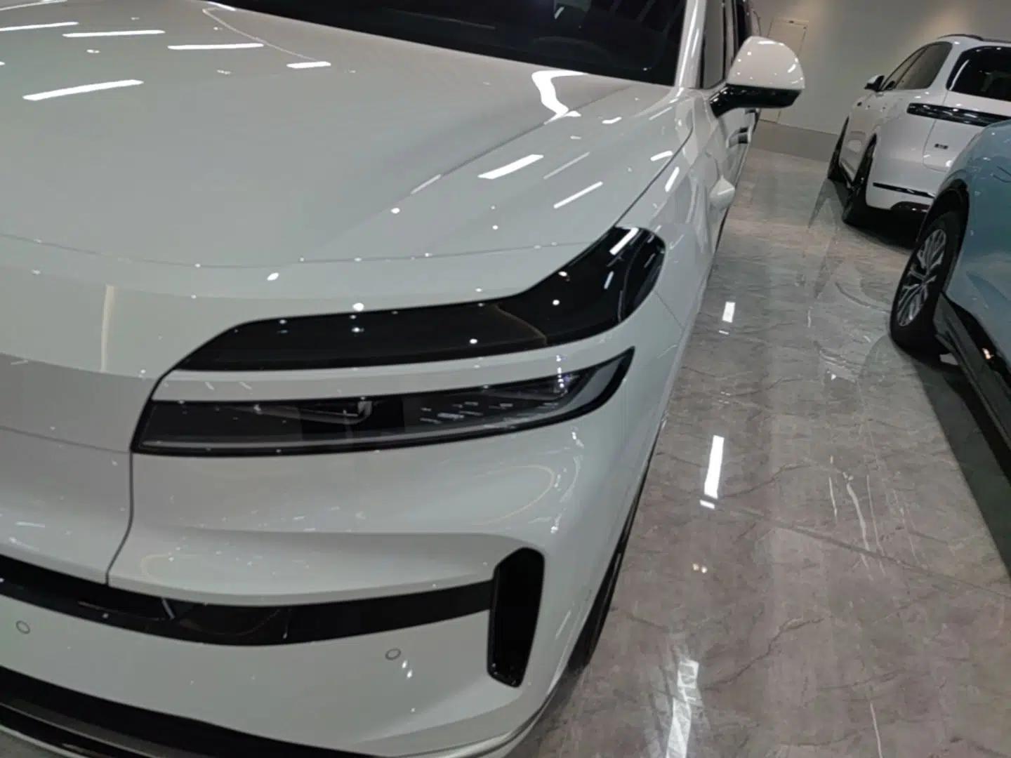 Used ONVO Luxeed L90 2025 Model—Pro Six-Seater Version — миниатюра 8