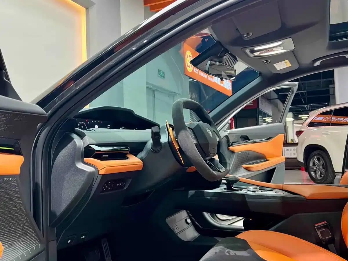 Changan UNI-V 2024 2.0T Classic Sport — миниатюра 4