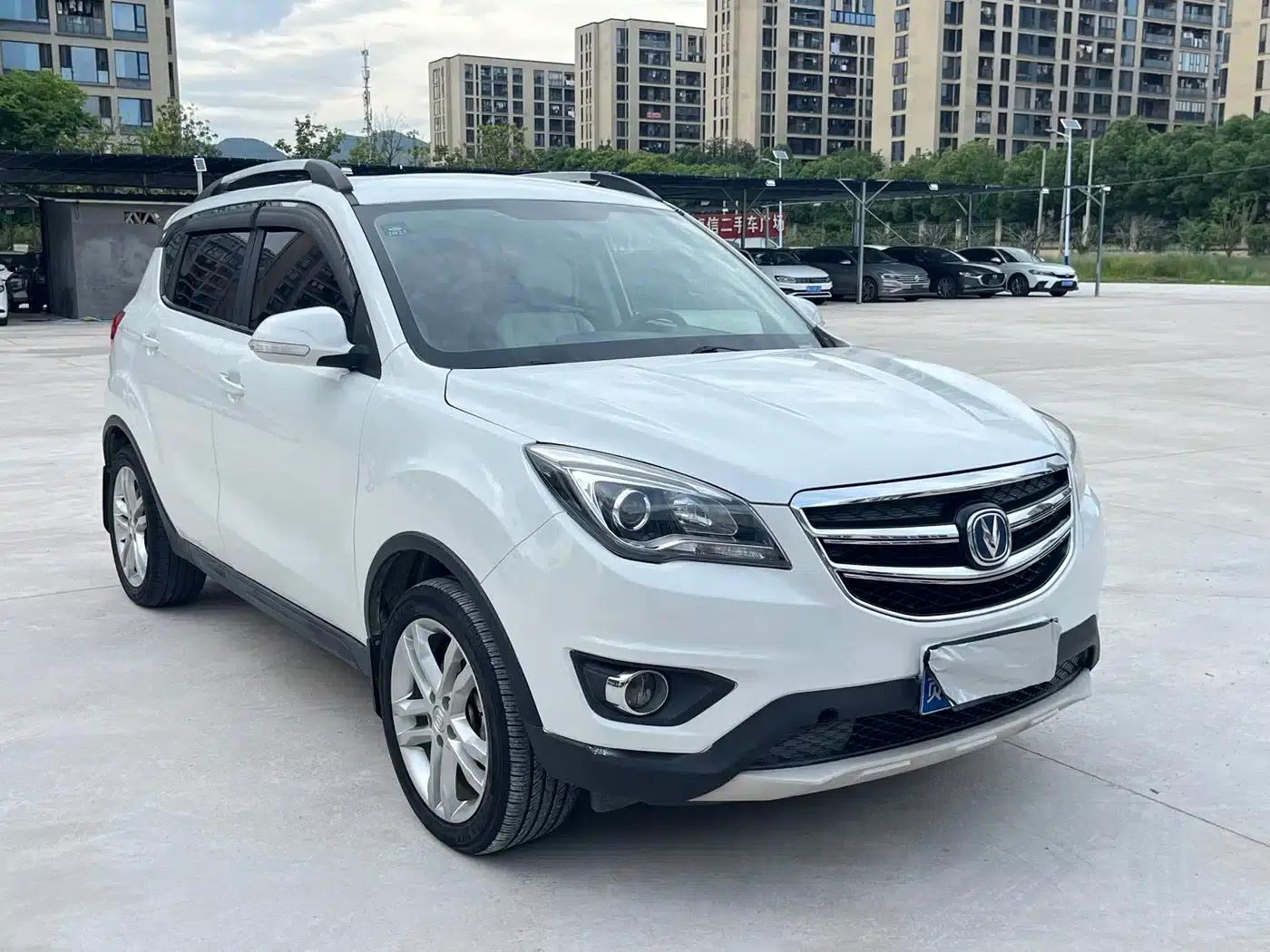 Changan CS35 2017 1.6L Manual Deluxe Edition — миниатюра 3