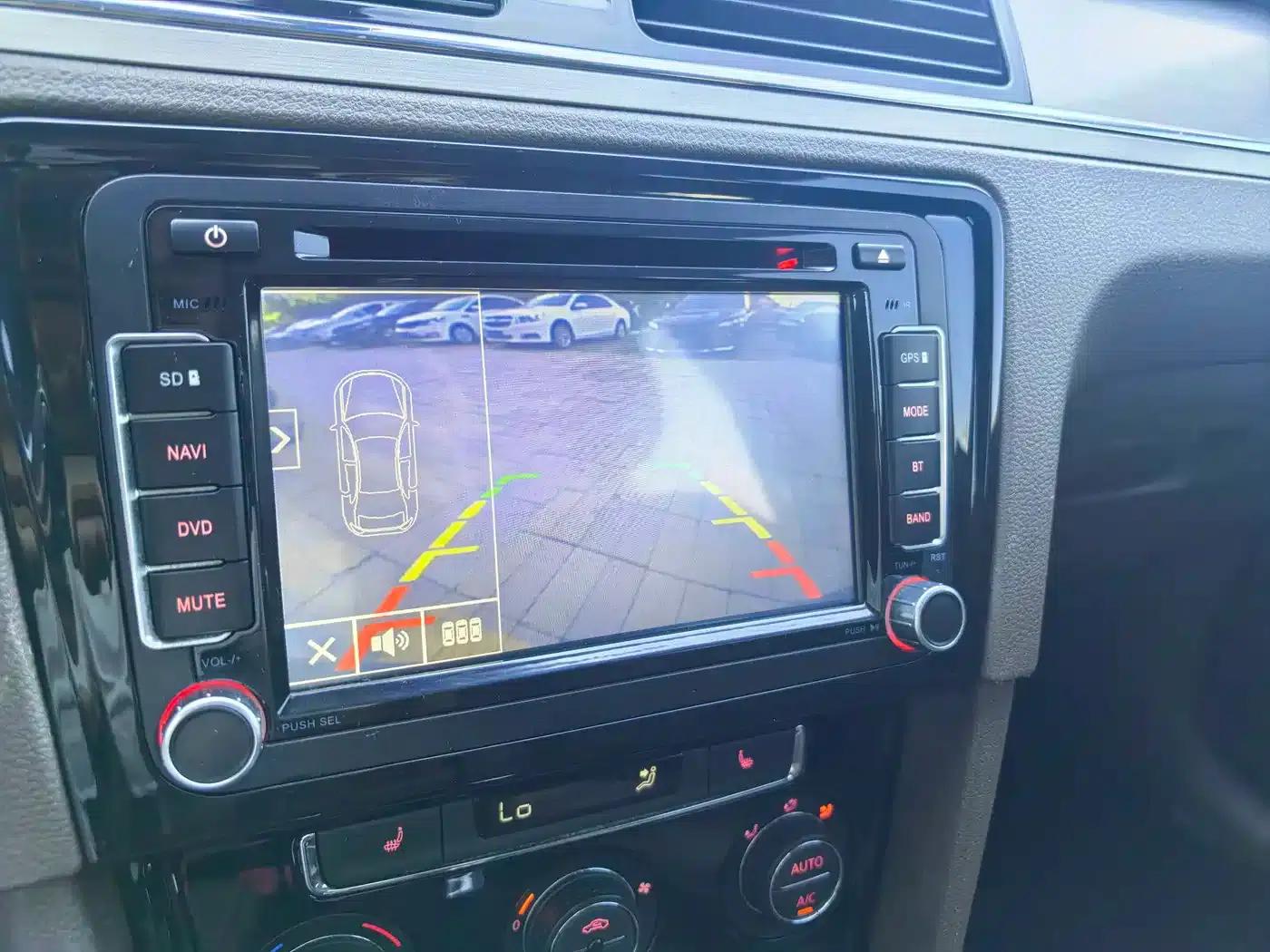 2013 Volkswagen Bora 1.6L Automatic Luxury Edition — миниатюра 21