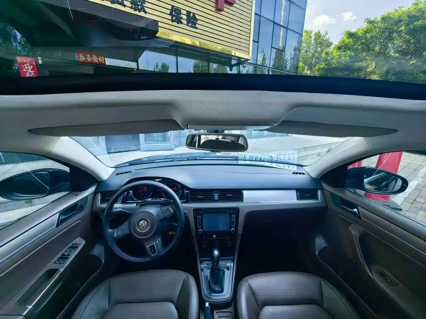 2013 Volkswagen Bora 1.6L Automatic Luxury Edition — миниатюра 10