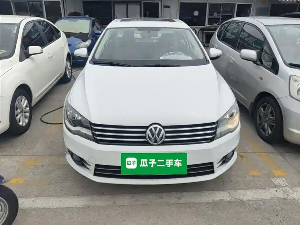 2014 Volkswagen Bora 1.6L Automatic Comfort Model — миниатюра 3