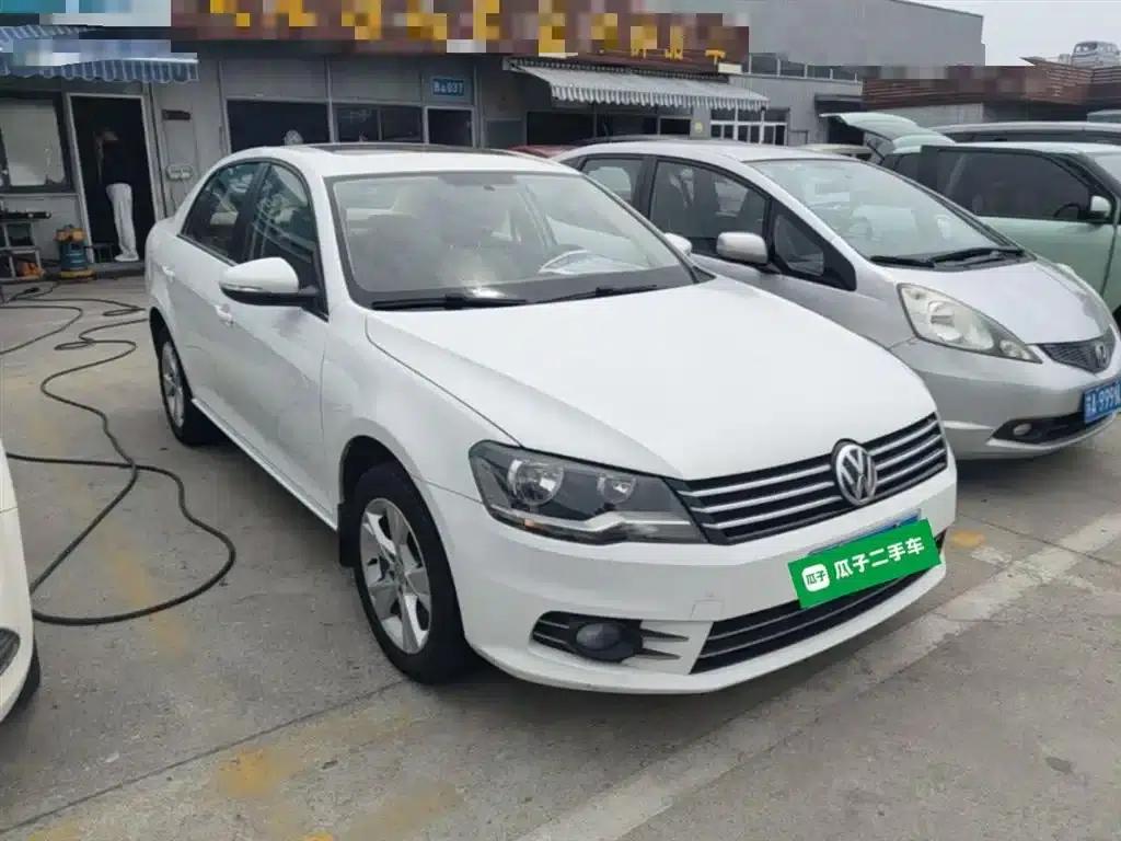 2014 Volkswagen Bora 1.6L Automatic Comfort Model — миниатюра 4