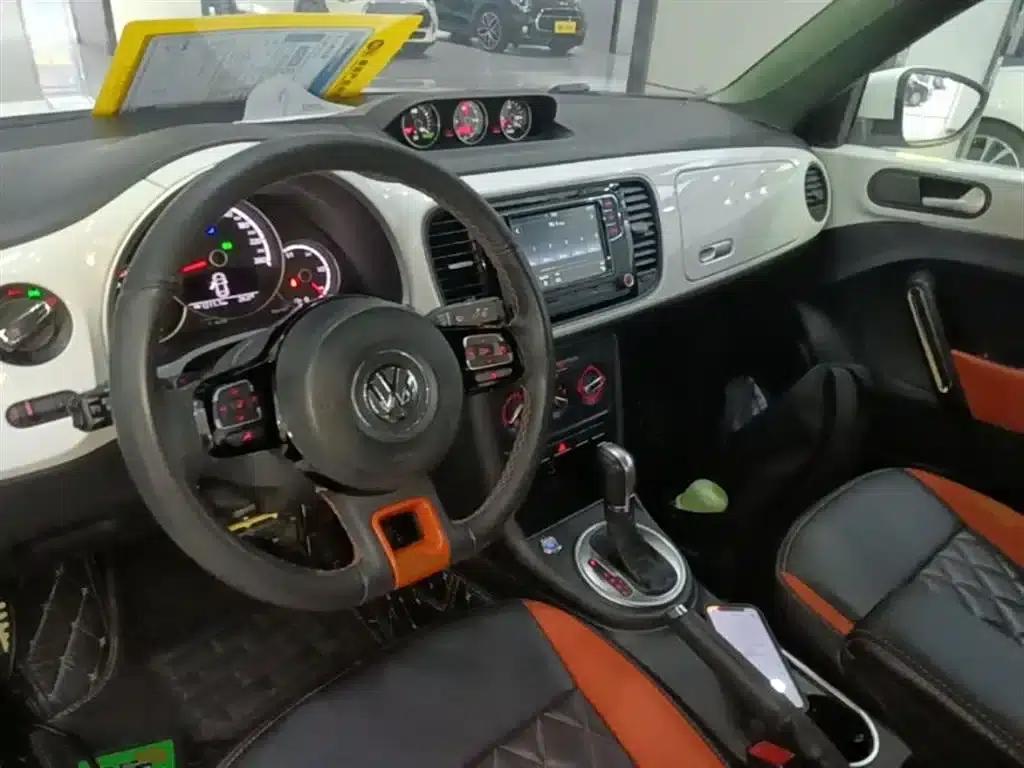2015 Volkswagen Beetle 280TSI — миниатюра 10