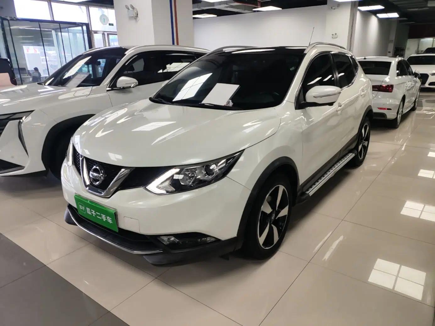 Used Nissan Qashqai 2017 2.0L CVT Luxury Edition China V Standard — миниатюра 1