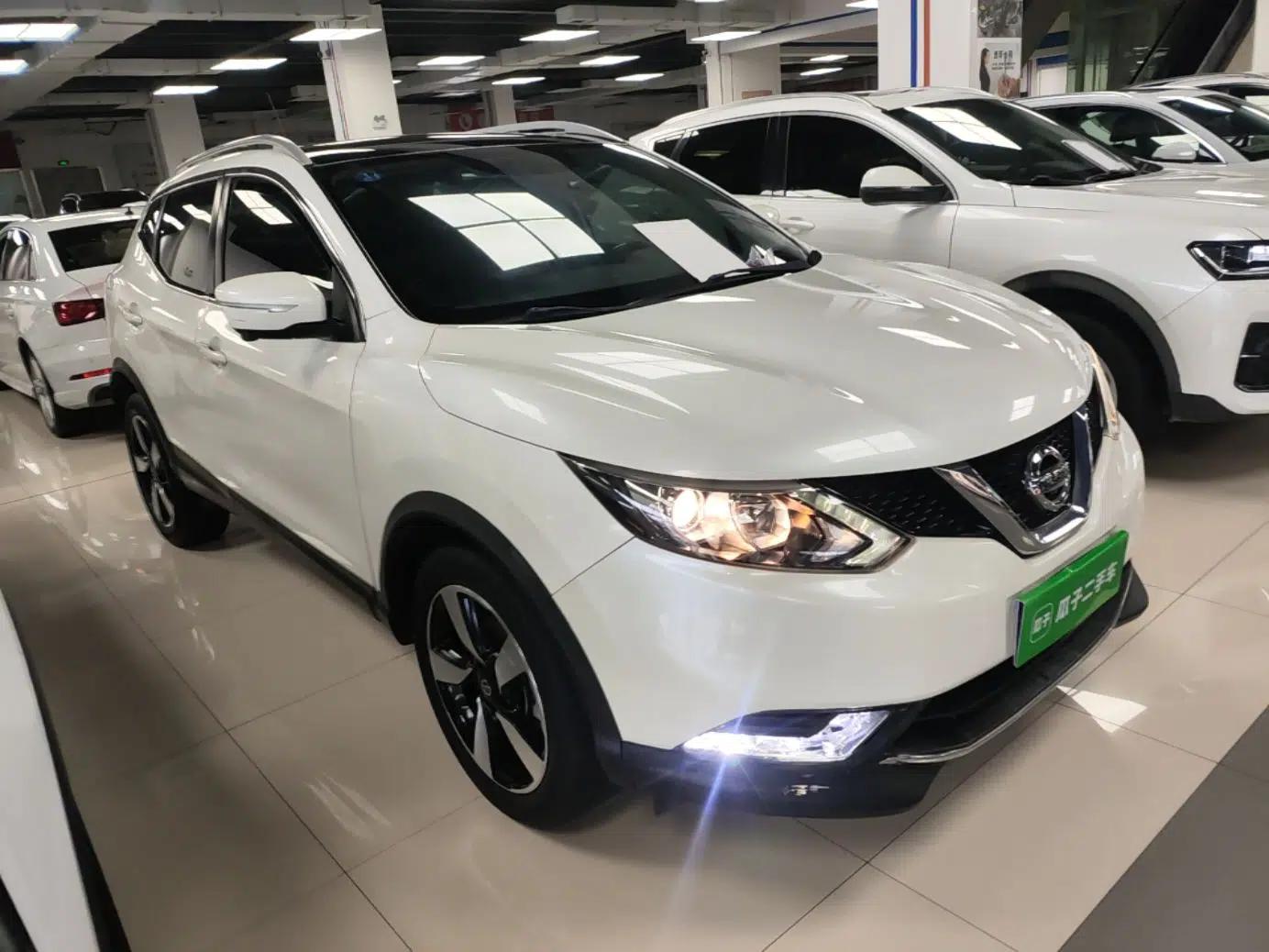 Used Nissan Qashqai 2017 2.0L CVT Luxury Edition China V Standard — миниатюра 3