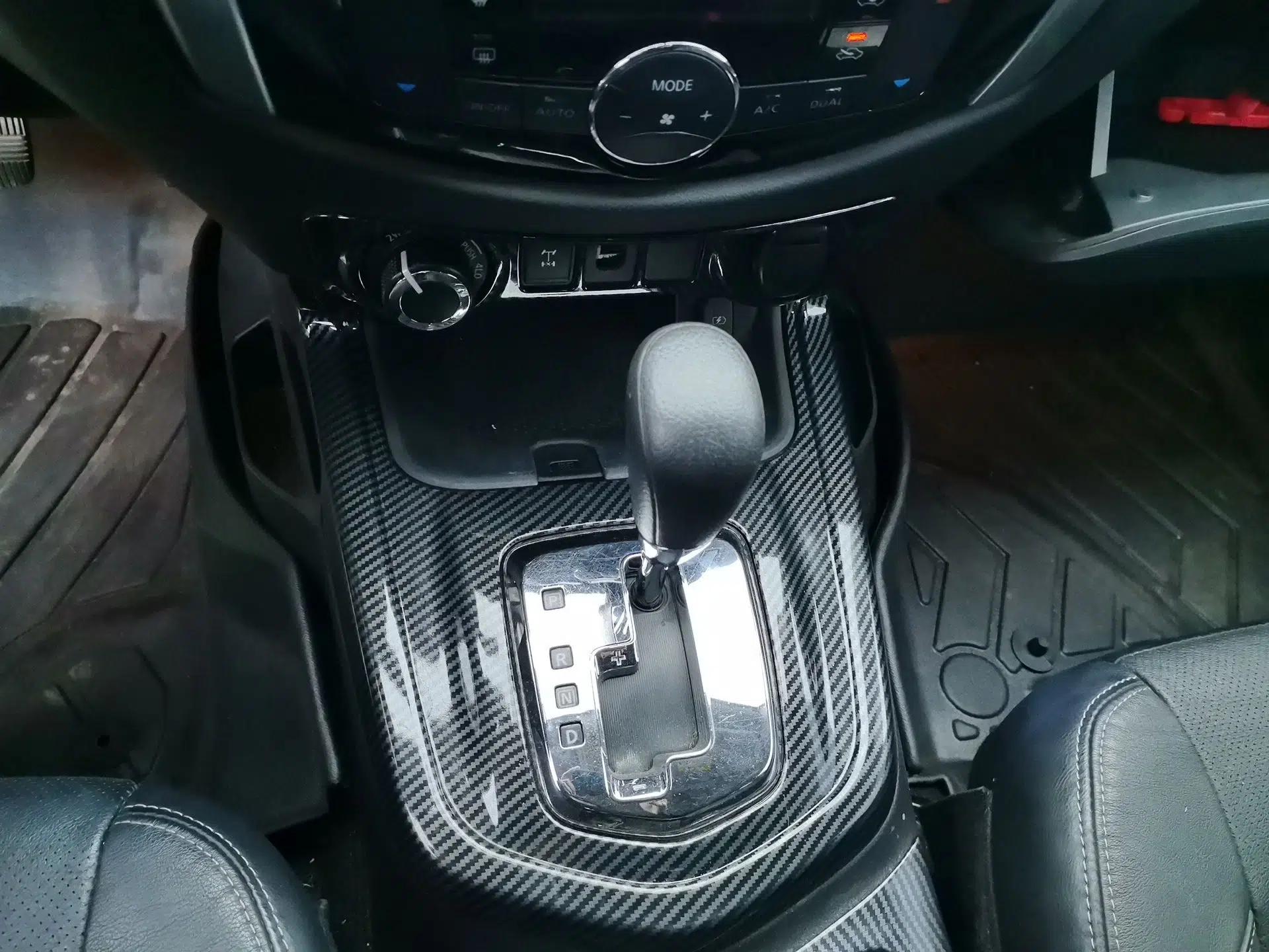 Used Nissan Terra 2020 2.5L XL Upper 4WD Automatic Four-Wheel Drive Luxury Edition — миниатюра 14