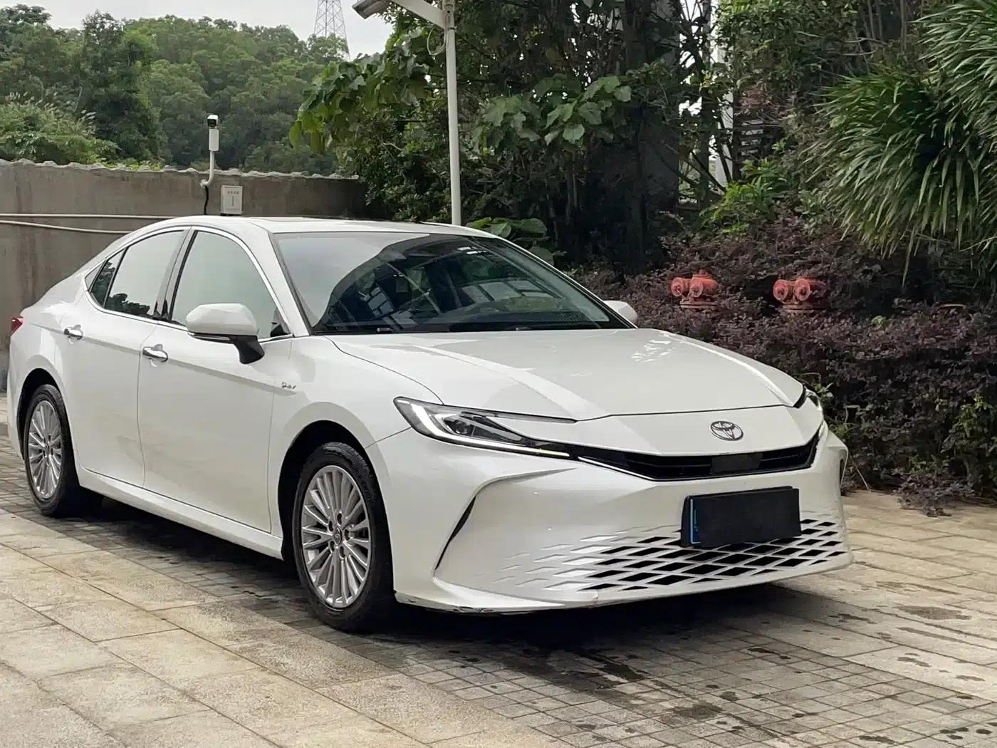 2024 Camry Hybrid 2.0HGVP Luxury Edition — миниатюра 5