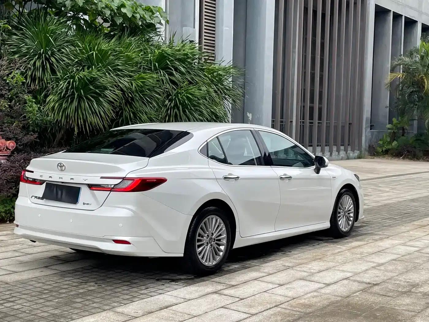 2024 Camry Hybrid 2.0HGVP Luxury Edition — миниатюра 6