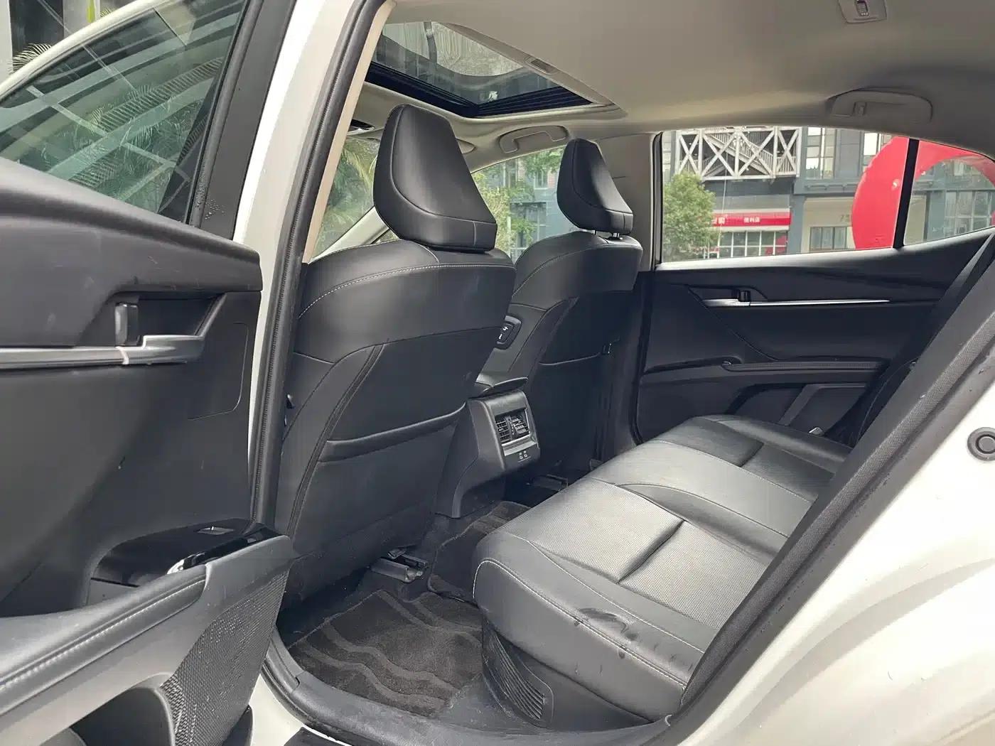 2024 Camry Hybrid 2.0HGVP Luxury Edition — миниатюра 8