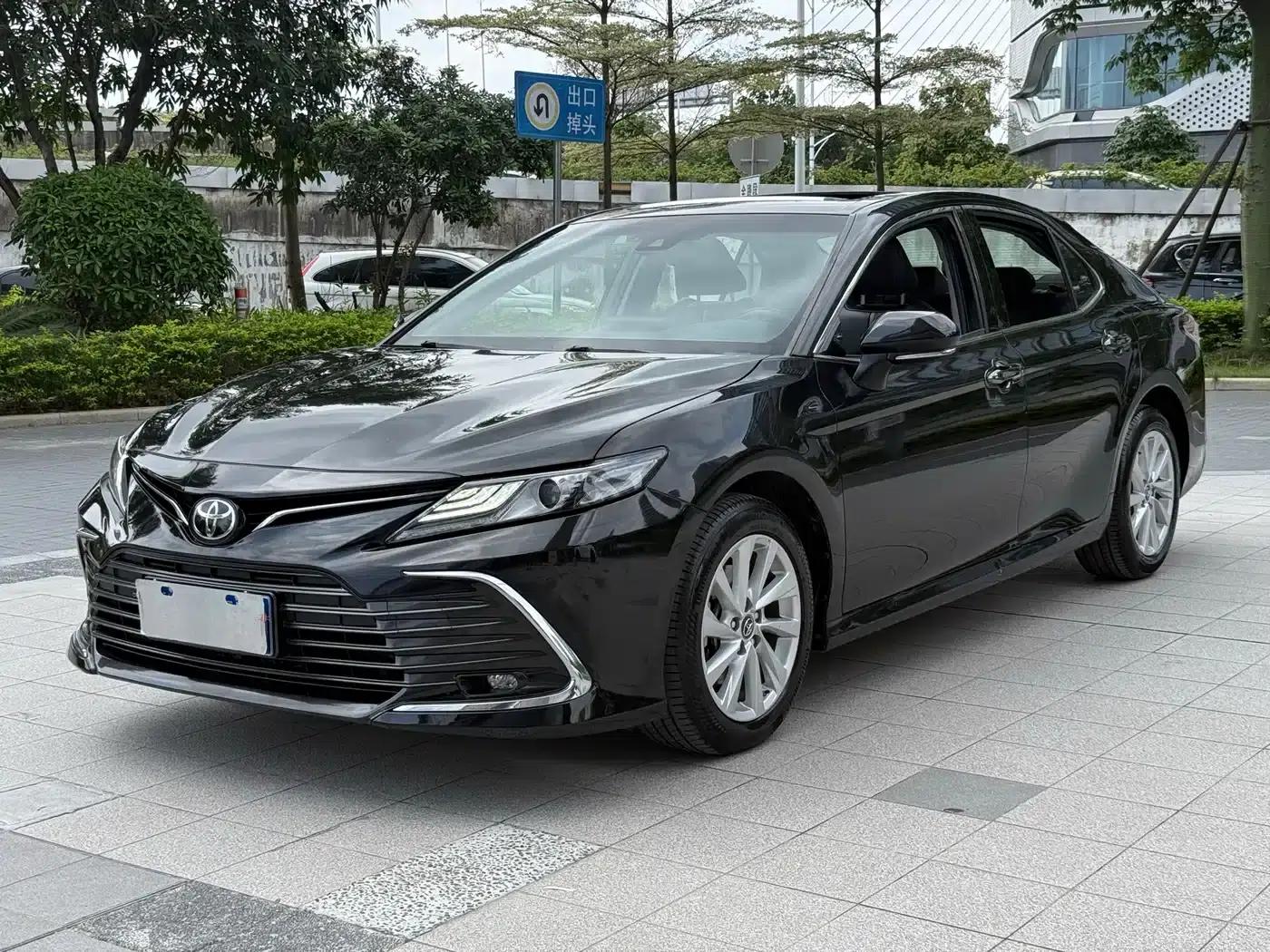2021 Camry 2.0G Luxury Edition — миниатюра 1
