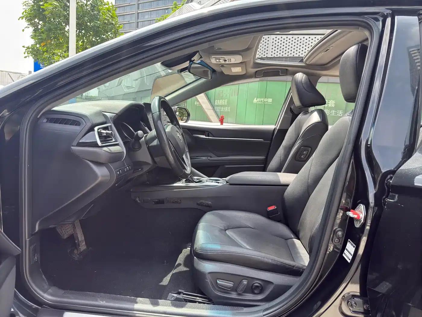2021 Camry 2.0G Luxury Edition — миниатюра 10