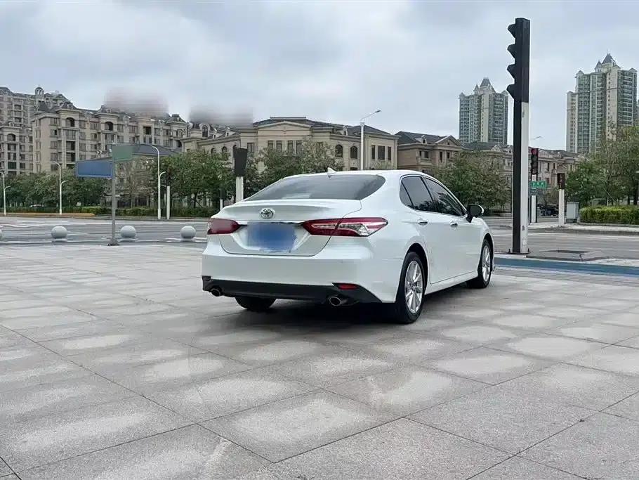 2021 Camry 2.0G Luxury Edition — миниатюра 13