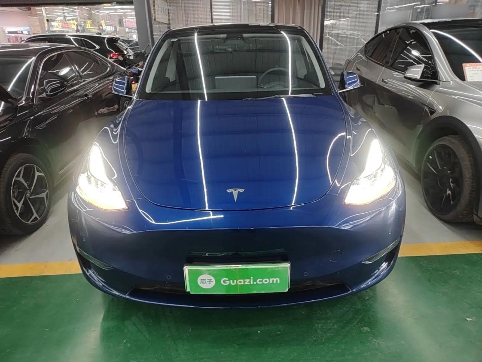 Used Tesla Model Y 2021 Long-Range All-Wheel-Drive Version 3D7 — миниатюра 2