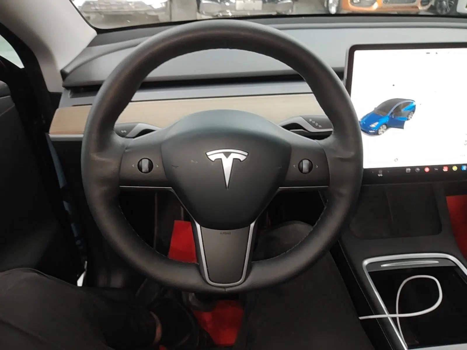 Used Tesla Model Y 2021 Long-Range All-Wheel-Drive Version 3D7 — миниатюра 13