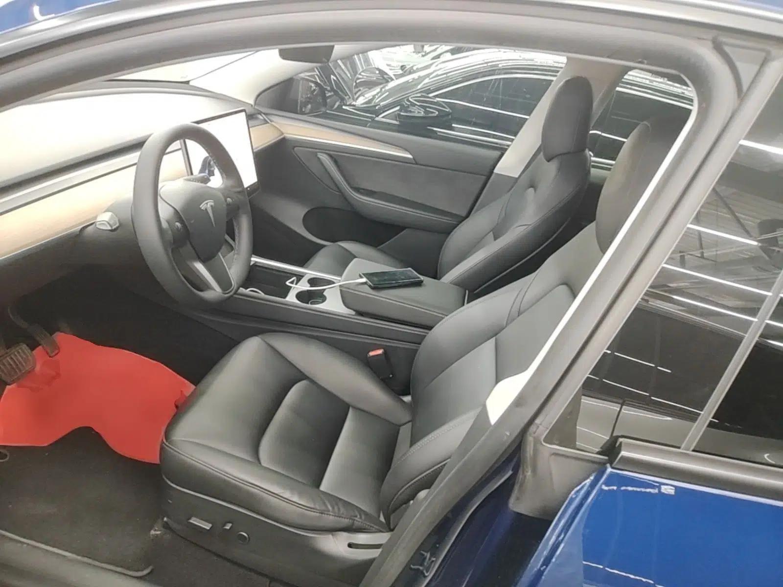 Used Tesla Model Y 2021 Long-Range All-Wheel-Drive Version 3D7 — миниатюра 17