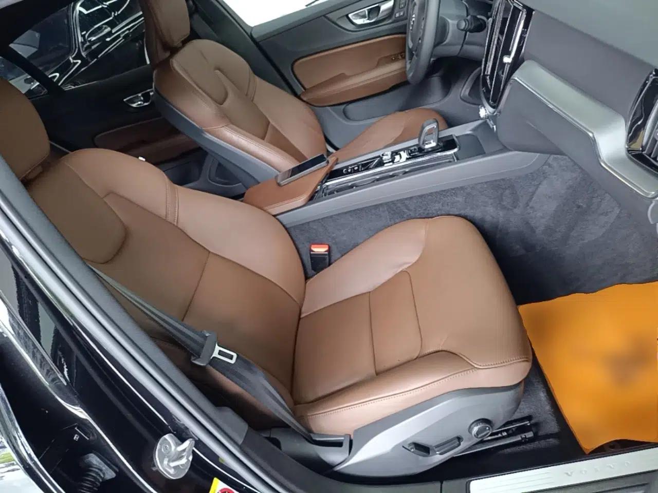 Used Volvo S60 2023 B4 Zhiyi Luxury Edition — миниатюра 19