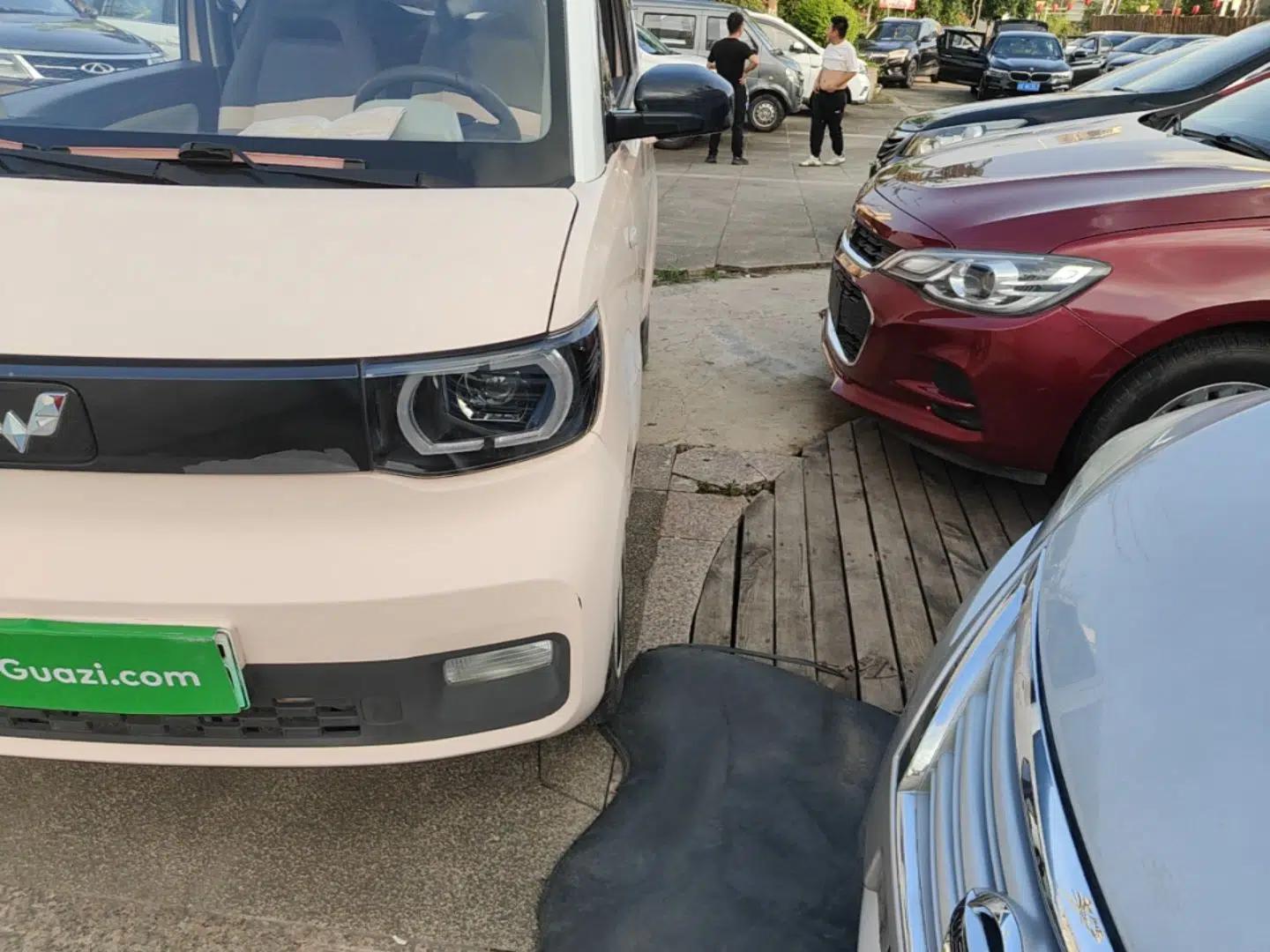 Used Wuling Hongguang MINIEV 2021 Macaron Sandwich Model 170 km Lithium Ternary — миниатюра 8