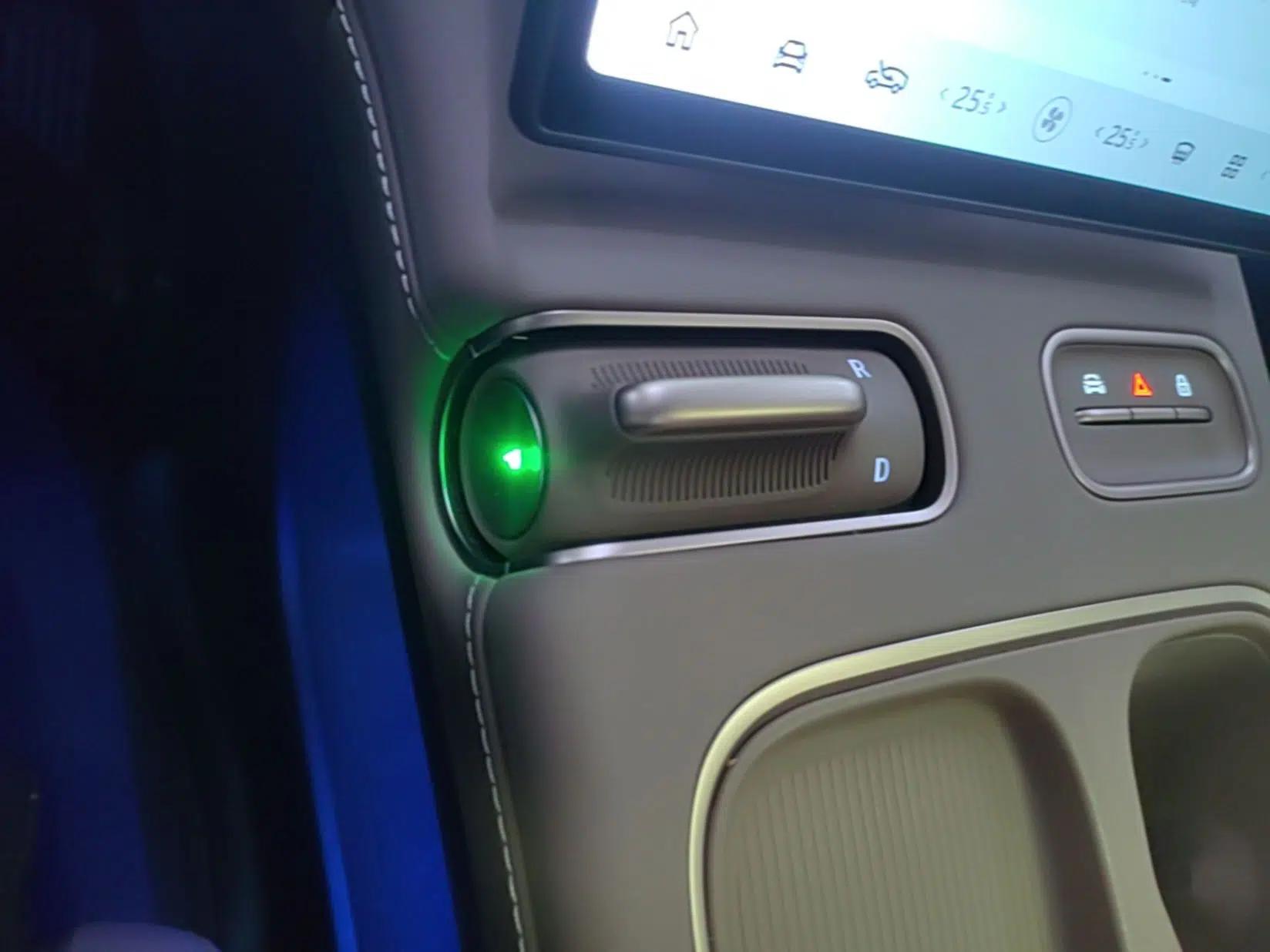Used Nio EC6 2024 75 kWh — миниатюра 21