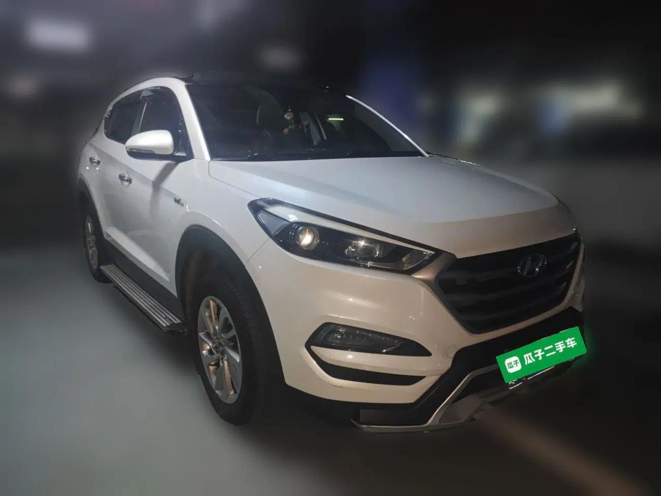 Used Hyundai Tucson 2015 1.6T Dual-Clutch Two-Wheel-Drive Smart Model — миниатюра 3