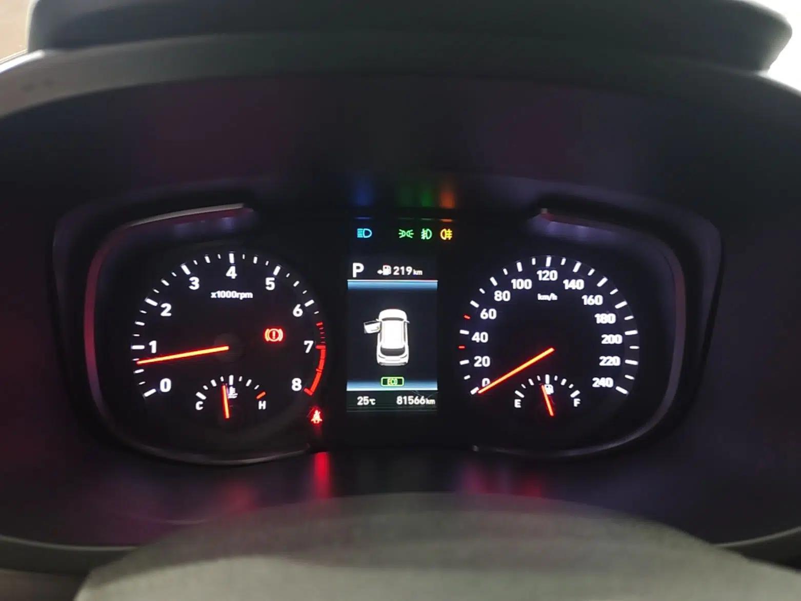 Used Hyundai ix35 2018 2.0L Automatic 2WD Zhiyong·Changxiang Edition — миниатюра 14