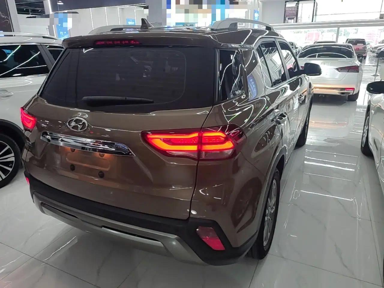 Used Hyundai ix35 2018 2.0L Automatic 2WD Zhiyong·Changxiang Edition — миниатюра 6