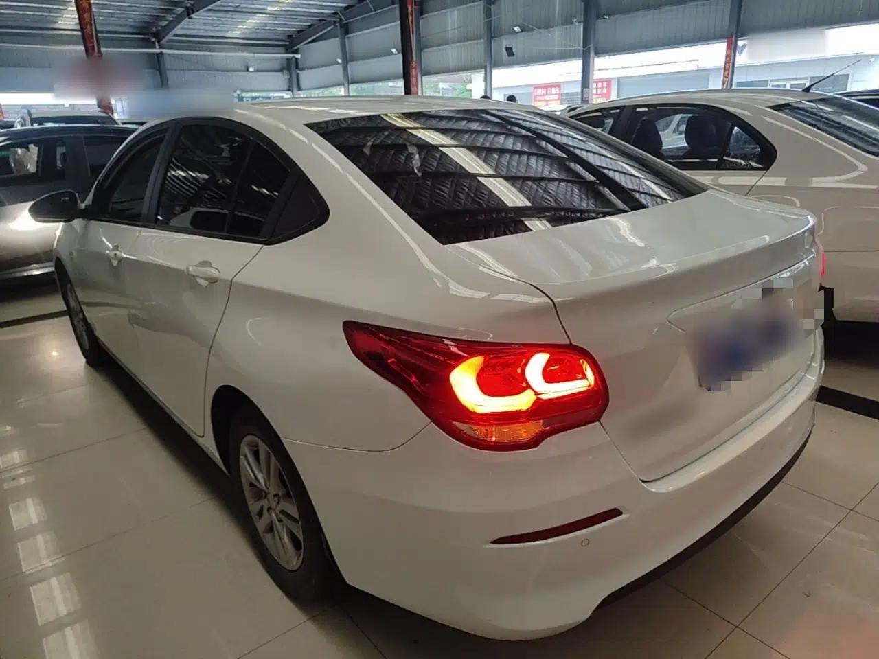 Used Chevrolet Cavalier 2016 1.5L Automatic Xinyue Edition — миниатюра 4