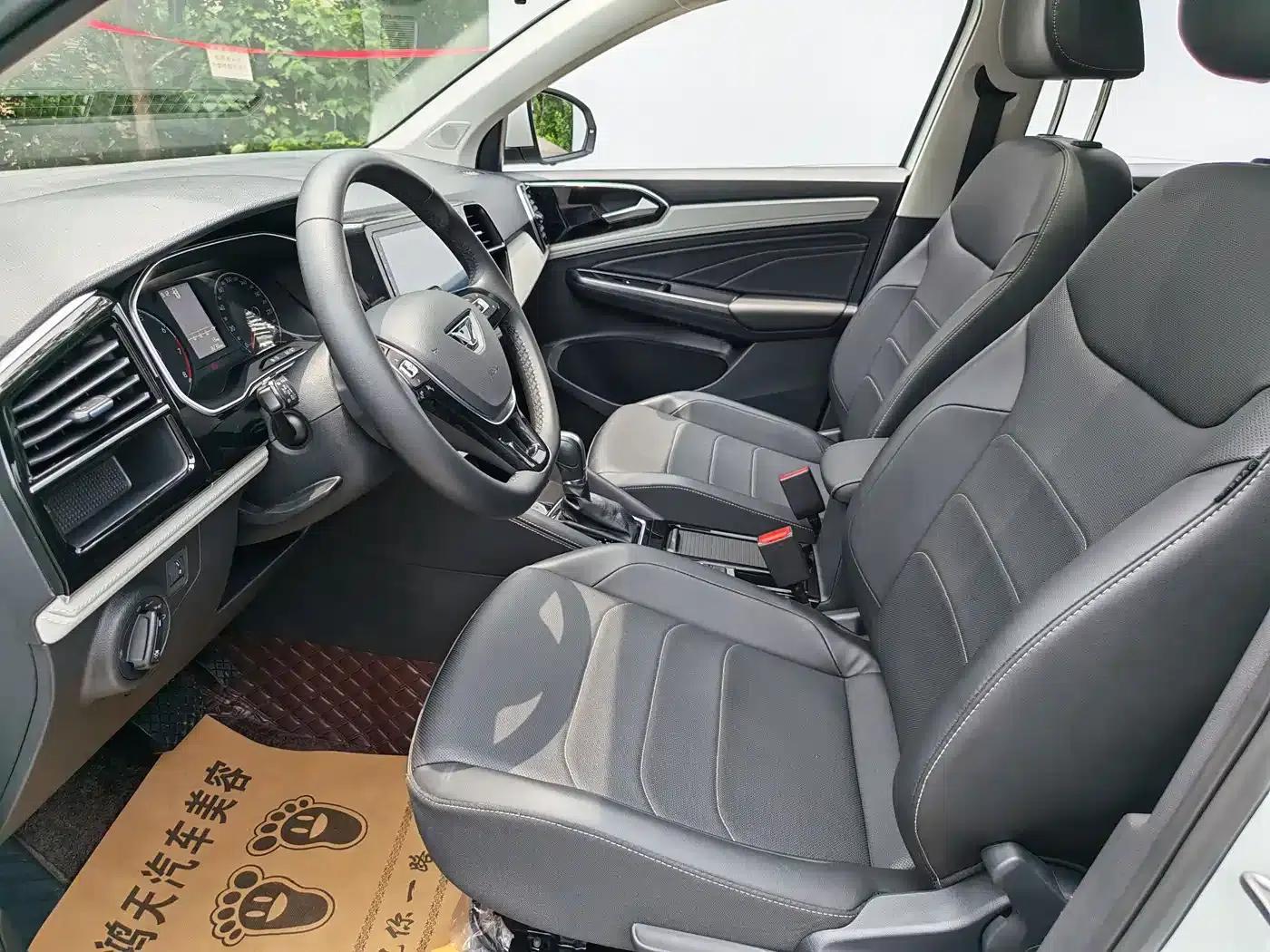 Jetta VS5 2022 280TSI Automatic Enjoyment Edition — миниатюра 4
