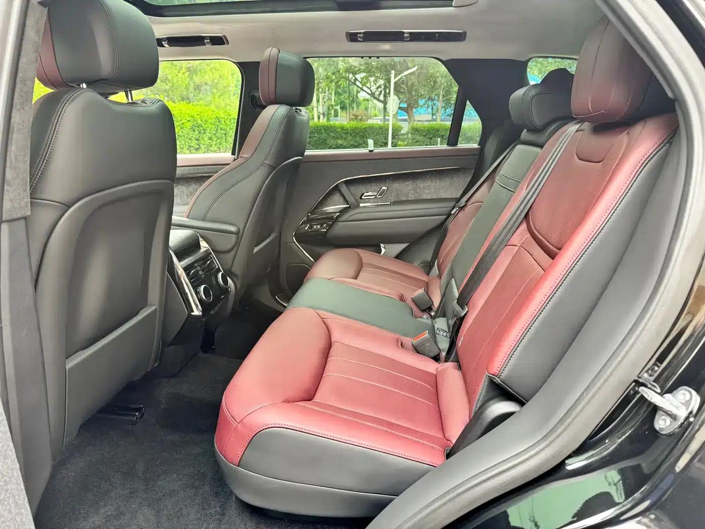 Range Rover Sport 2024 400PS Classic Edition — миниатюра 18