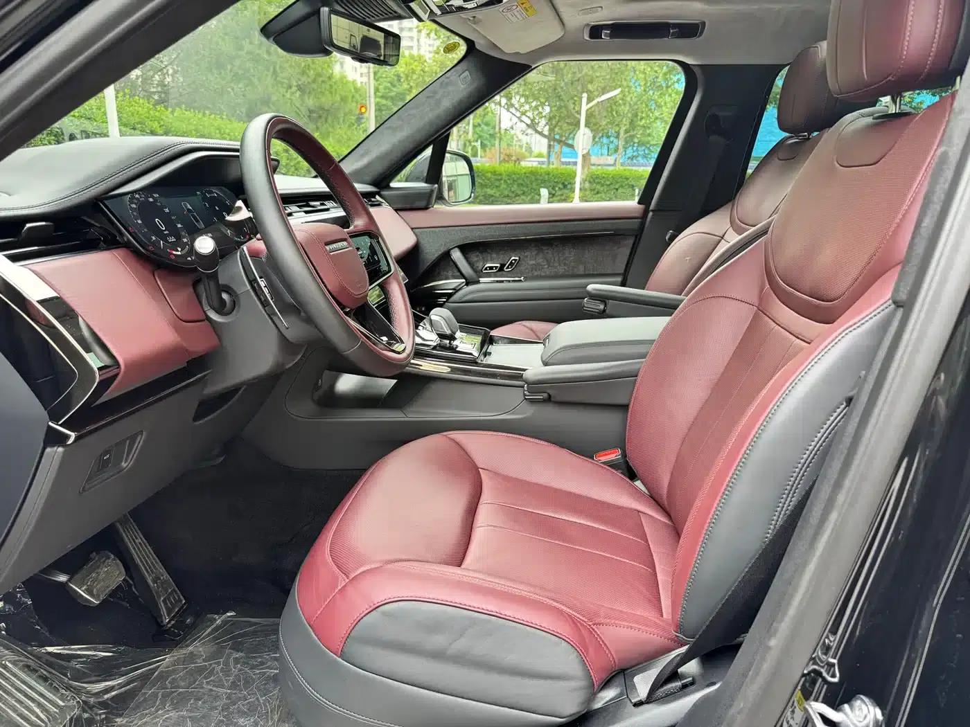 Range Rover Sport 2024 400PS Classic Edition — миниатюра 9