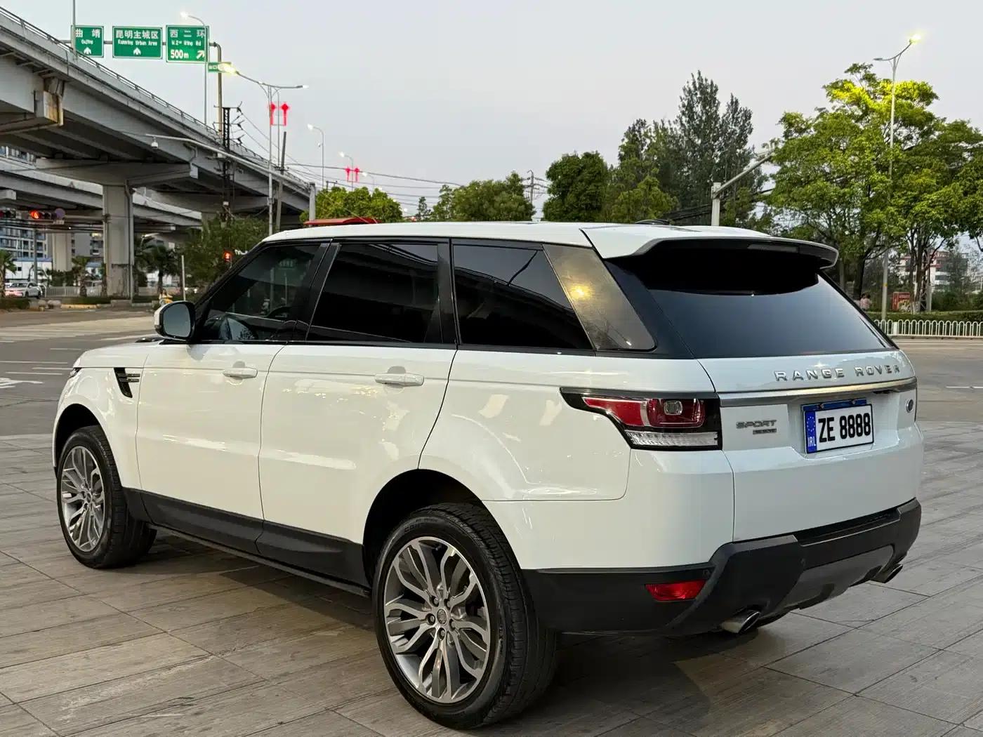 Range Rover Sport 2016 3.0 SC V6 SE — миниатюра 5