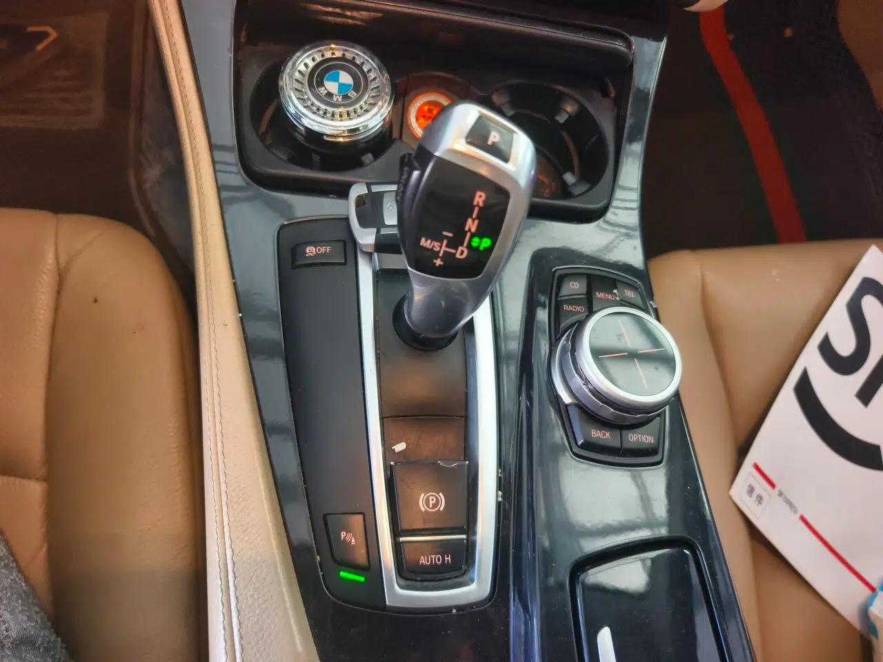 Used BMW 5 Series 2012 520Li Elegant Edition — миниатюра 14