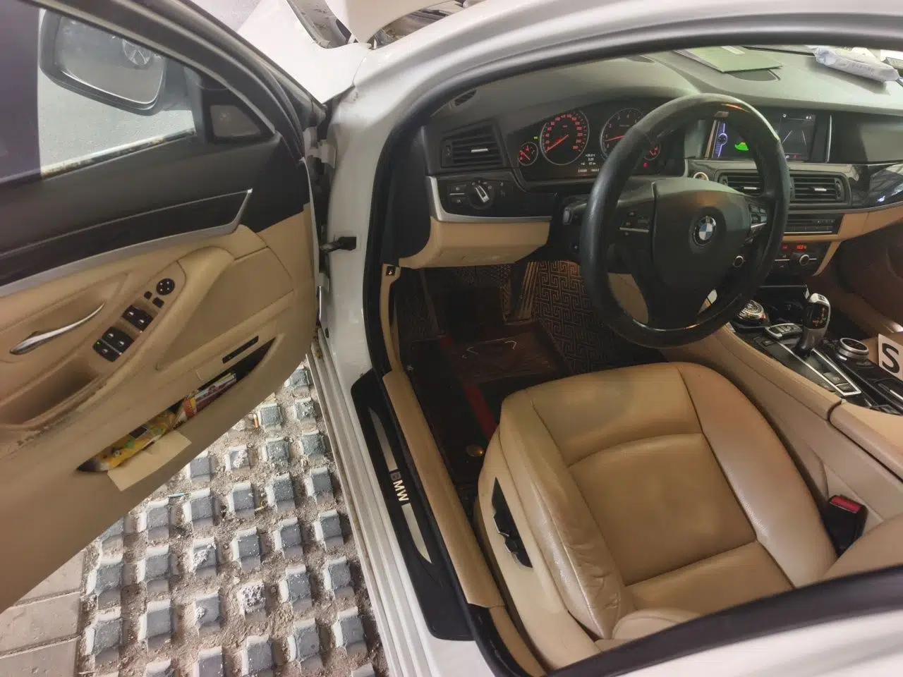 Used BMW 5 Series 2012 520Li Elegant Edition — миниатюра 16