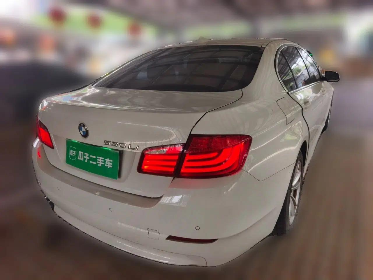 Used BMW 5 Series 2012 520Li Elegant Edition — миниатюра 6