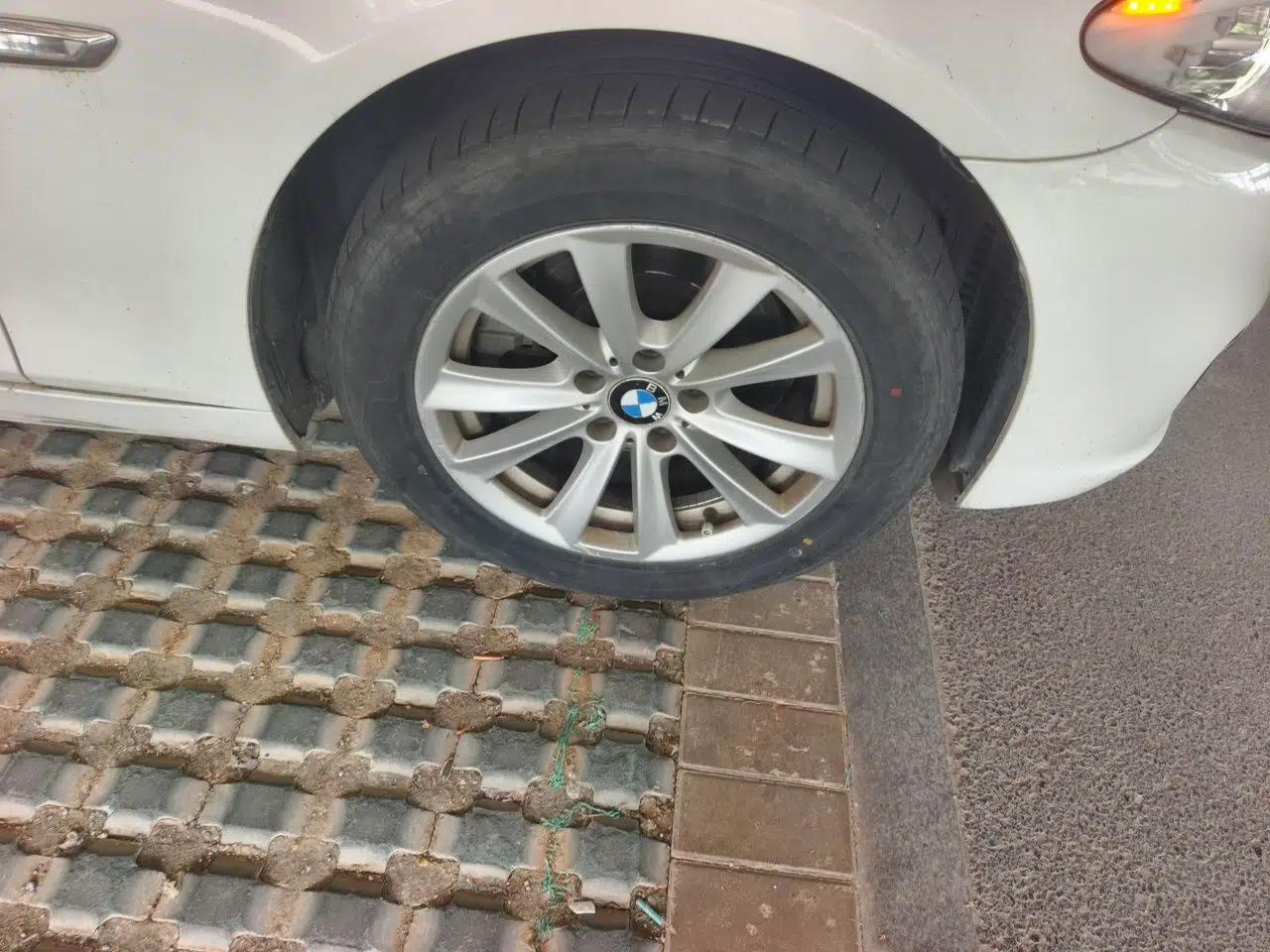 Used BMW 5 Series 2012 520Li Elegant Edition — миниатюра 8