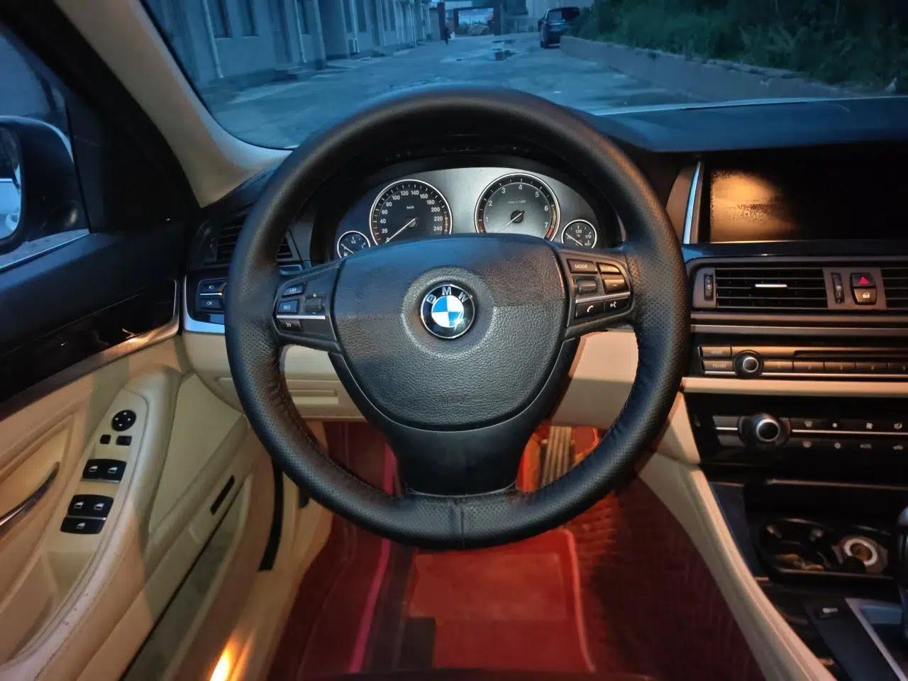 Used BMW 5 Series 2012 520Li Elegant Edition — миниатюра 10