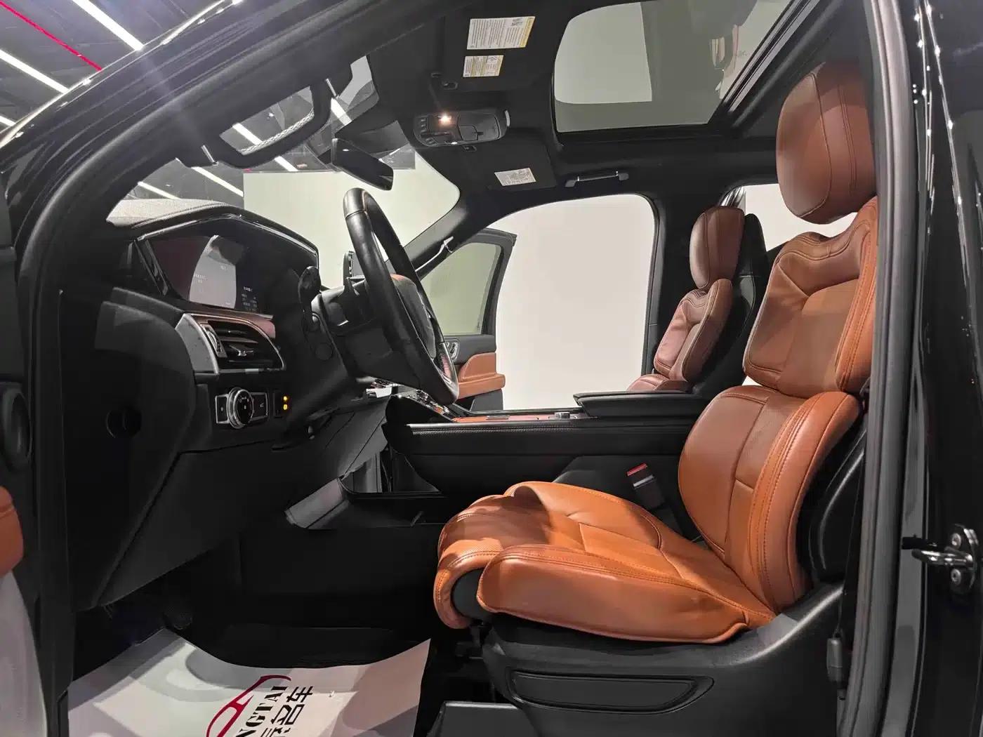 Navigator 2020 3.5T Long Wheelbase US Spec — миниатюра 5