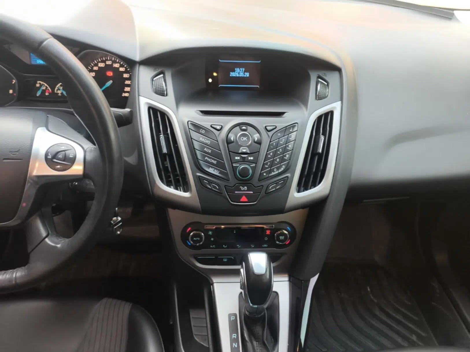 Used Ford Focus 2012 Sedan 1.6L Automatic Fashion Edition — миниатюра 15