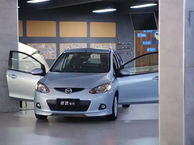 Mazda2 2011 Dynamic 1.5L Automatic Luxury Edition